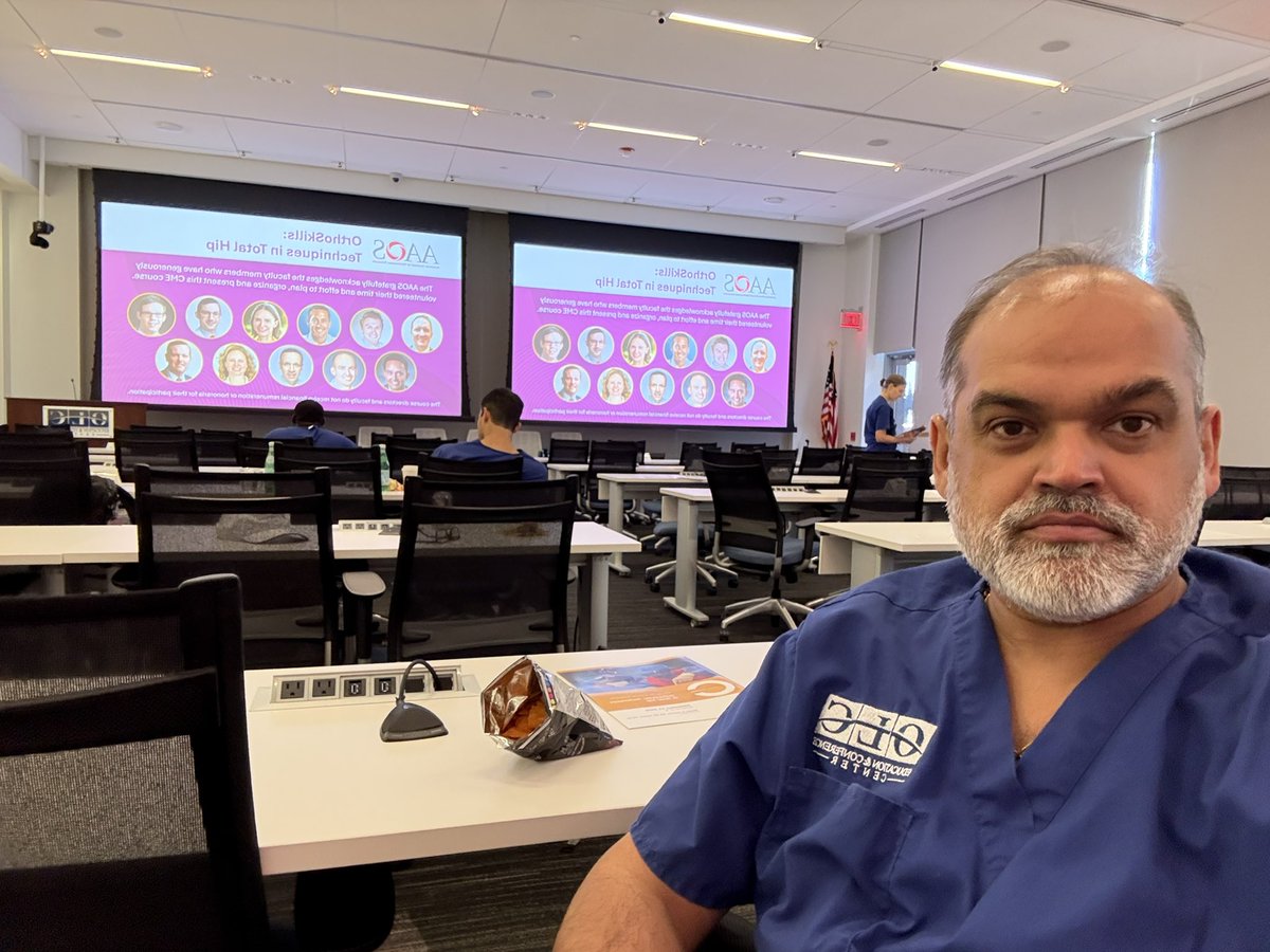 Made a quick stop in Rosemont, IL 🇺🇸 during  <a href="/AOTrauma/">AO Trauma</a> visit to attend Orthoskills: Total Hip at <a href="/AAOS1/">AAOS</a> Learning Centre.

🔹 Direct Anterior Hip
🔹 Trochanteric Osteotomy
🔹 Acetabular Defects

Great faculty, case discussions &amp; cadaver labs = a day of hip surgery immersion!