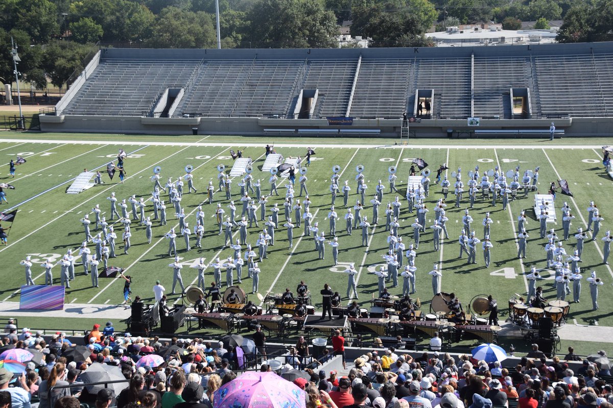 HEB Marching 🎶 tweet media