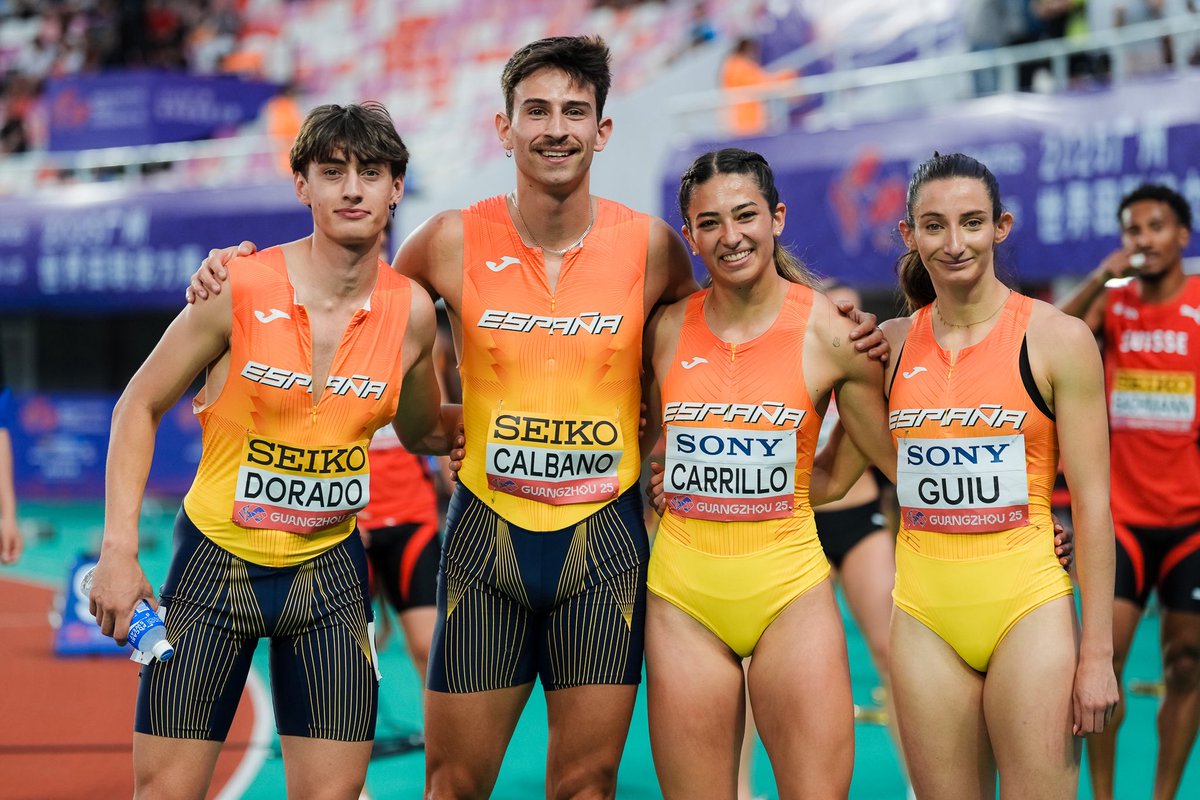 Equipos de relevos 
Feliz  por compartir  con todos  ellos