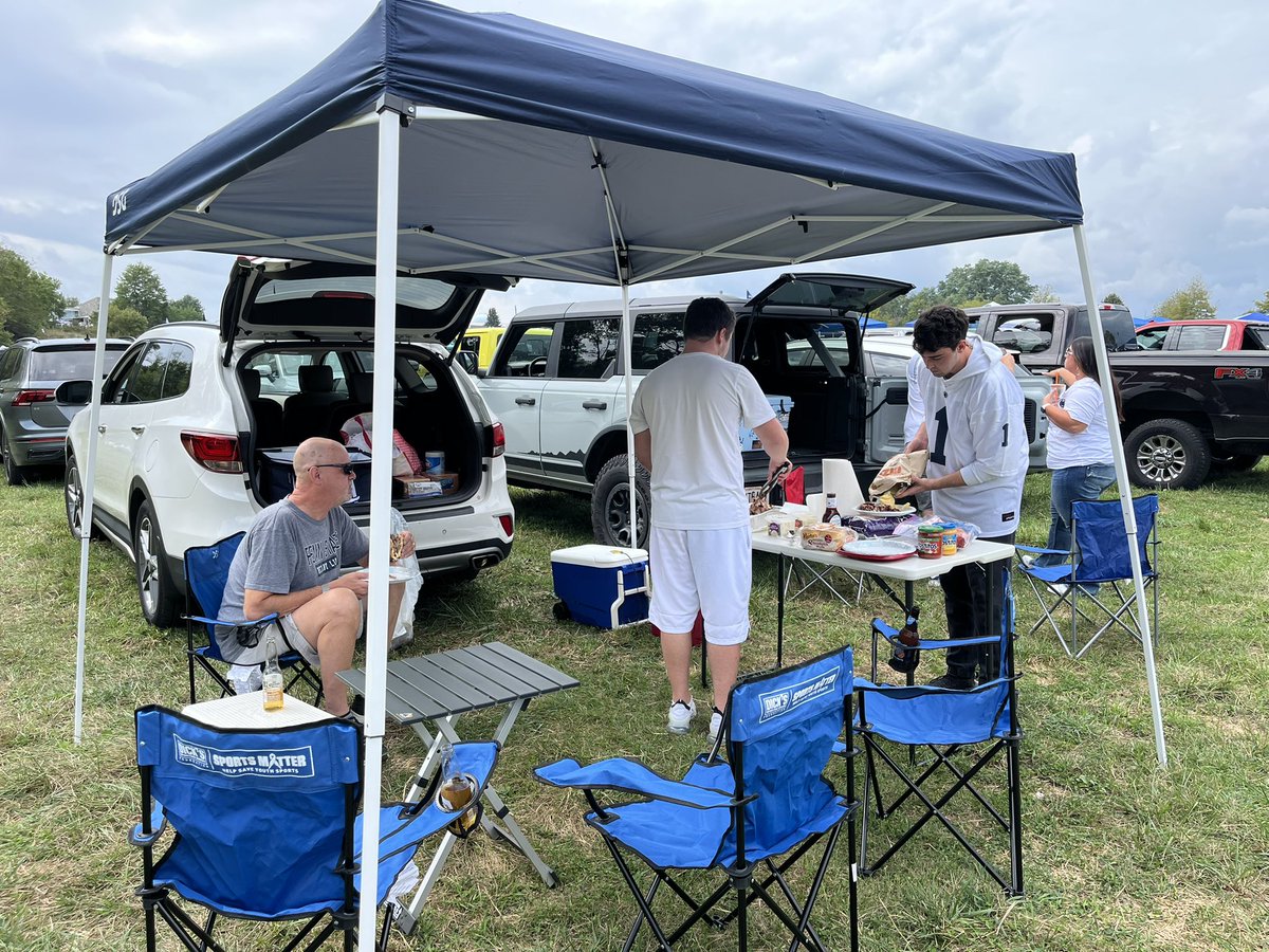 Tailgate Time! #WeAre #PennState #WhiteOut2025 #BeatOregon 💙🤍🦁🏈🤍🤍