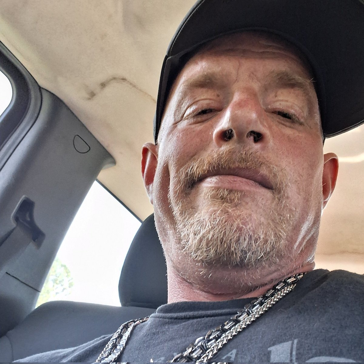 WDWabbit's tweet image. #NewProfilePic