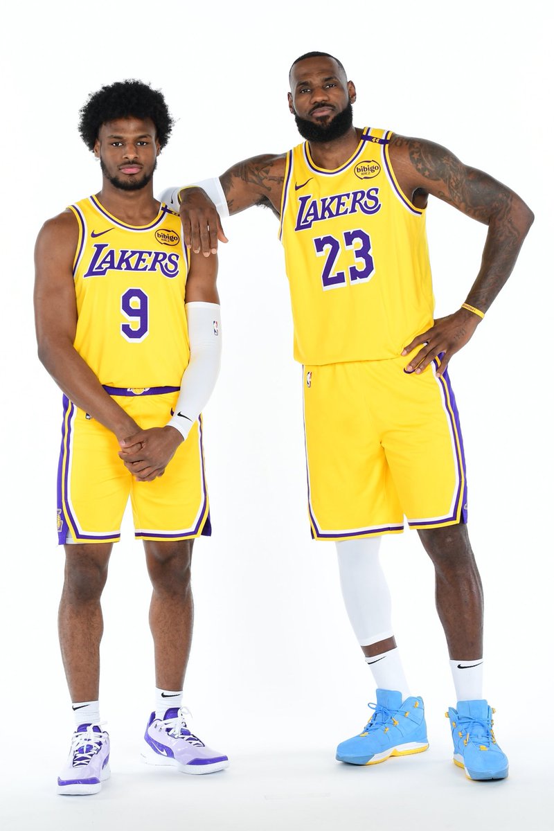 LakeShowYo's tweet image. Can’t wait to see LeBron & Bronny win a championship together 🏆