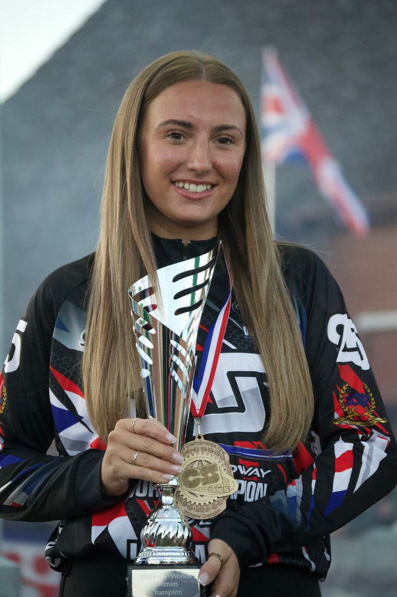 EMILY BURGESS - WOMEN'S WORLD CYCLE SPEEDWAY CHAMPION!

Many congratulations to Astley &amp; Tyldesley's Emily Burgess on winning the Women's World Cycle Speedway Final at Gt Blakenham. Emily raced to a faultless 20 points maximum score, winning all her races by a convincing margin.
