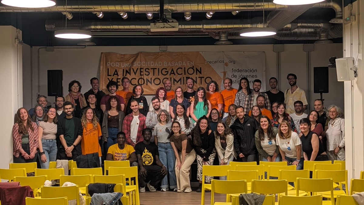 🥰💛Ha sido una jornada maravillosa
¡¡Muchas gracias a todas!! 🙌🏼🙌🏼
Qué mejor manera de celebrar 25 años que rodeadas de tantas amigas y compañeras de camino

Seguimos 👣👣

(📢Y aún no hemos acabado, mañana a las 12:00 reivindicamos en las calles el #PactoXLaCiencia!)