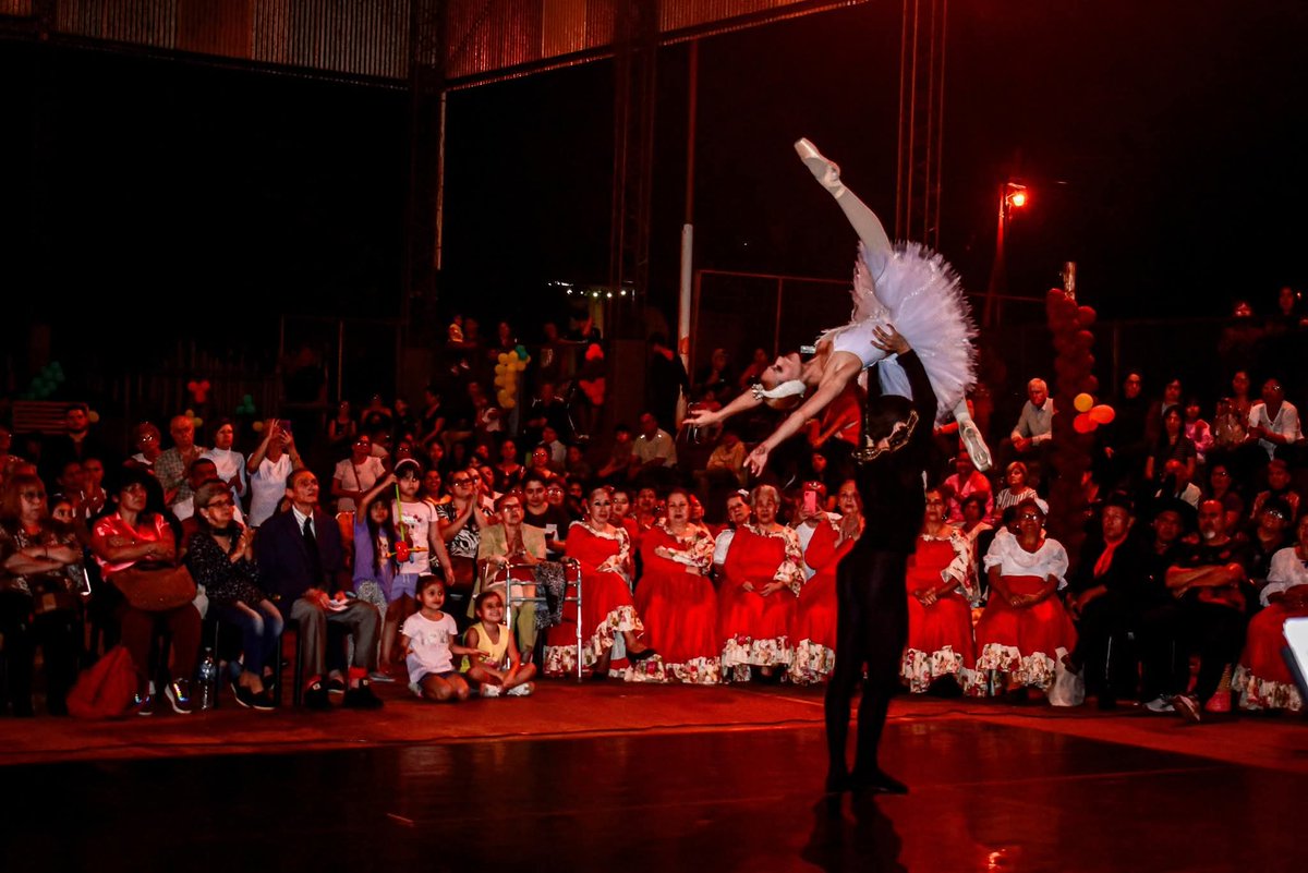 Claudia Gauto tweet media