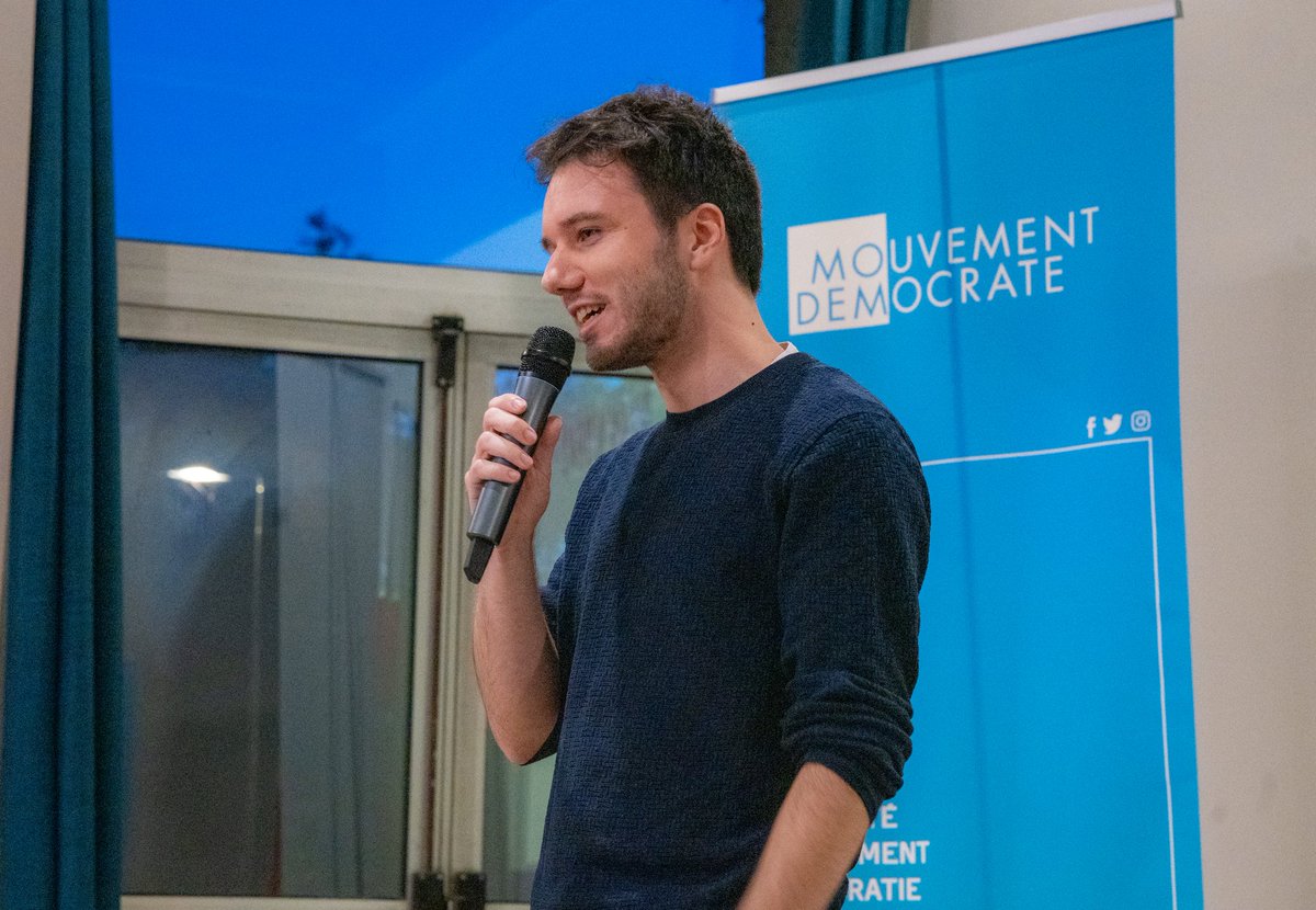 J_Democrates's tweet image. ✨ L’Assemblée générale des Jeunes Démocrates a conclu la soirée du samedi à l’#URMoDem !

🗳️ Au programme: élection de la nouvelle commission d’arbitrage, bilan et beaux échanges entre militants.

🙏 Merci à François Bayrou pour son intervention et son soutien à la jeunesse !