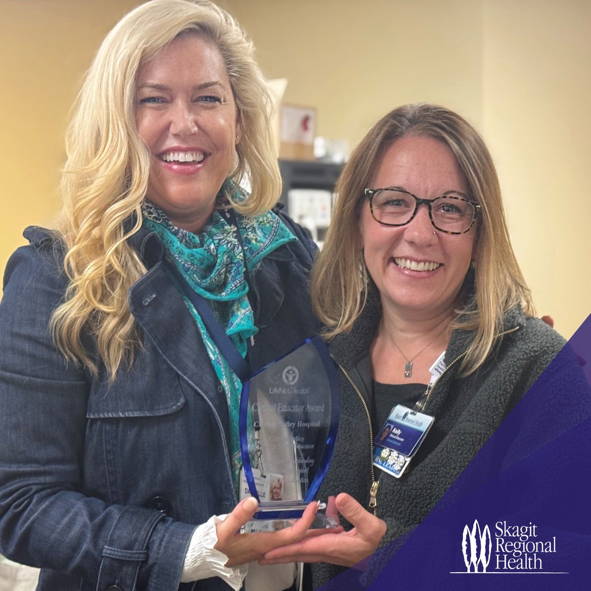 Congratulations to Kelly Boardley, Clinical Nurse Educator at Skagit Regional Health, for being awarded the Clinical Educator award from LifeNet Health for her work educating SRH staff about tissue donation. Learn more here: loom.ly/yOEhPNU.