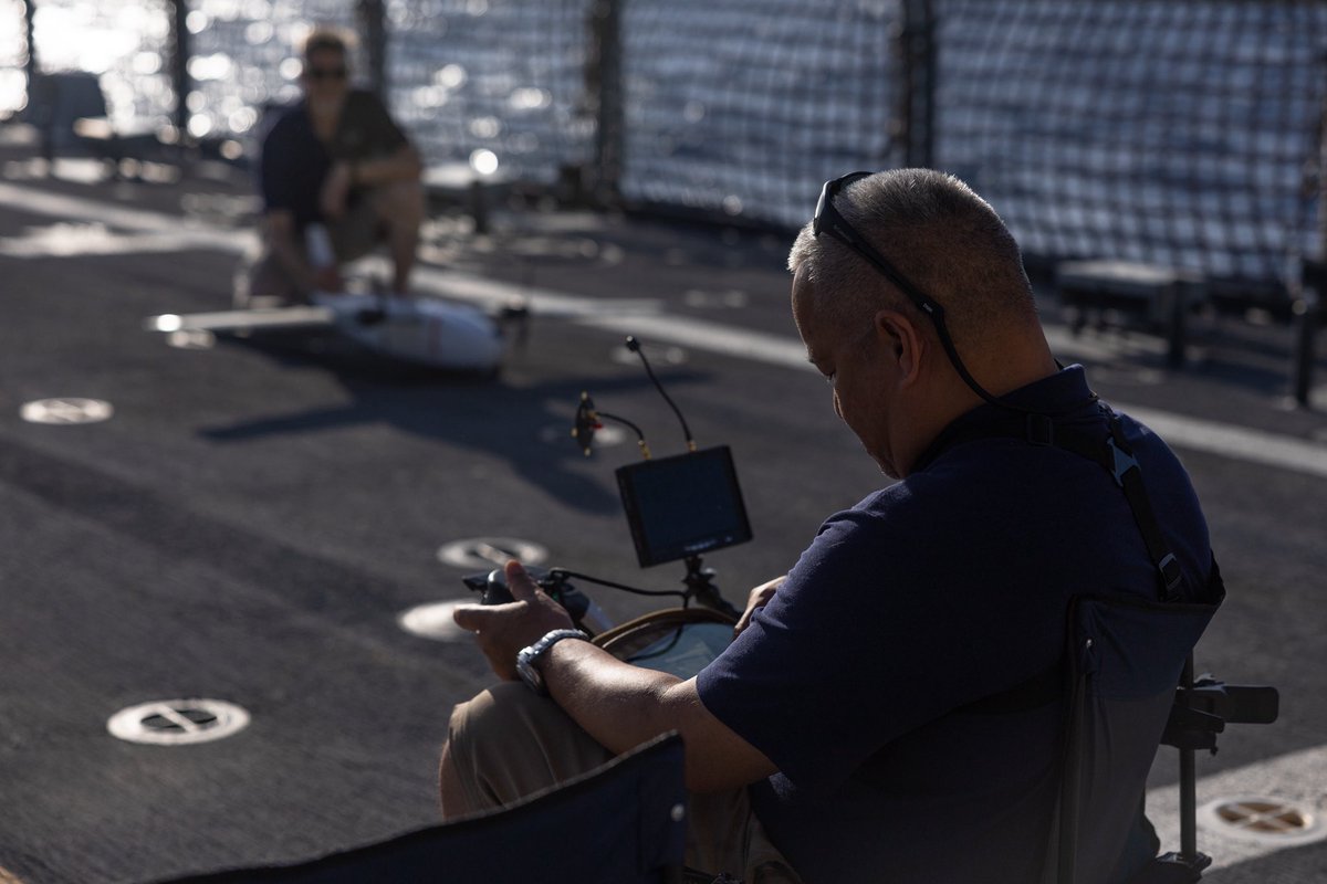 NAVSOUS4THFLT's tweet image. Amazing aviation abounds in #UNITAS2025 🛫🚁🛩️

U.S. Navy &amp;amp; U.S. Marine Corps manned and unmanned aircraft performed multiple mission sets across the #UNITAS exercise domain. #Navy250