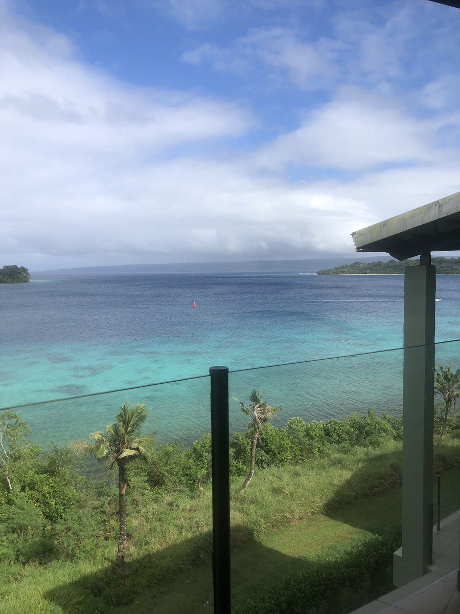 GROGParty's tweet image. brekky o&apos;clock.... dining sorted for lunch and then footy.... #sundaysorted