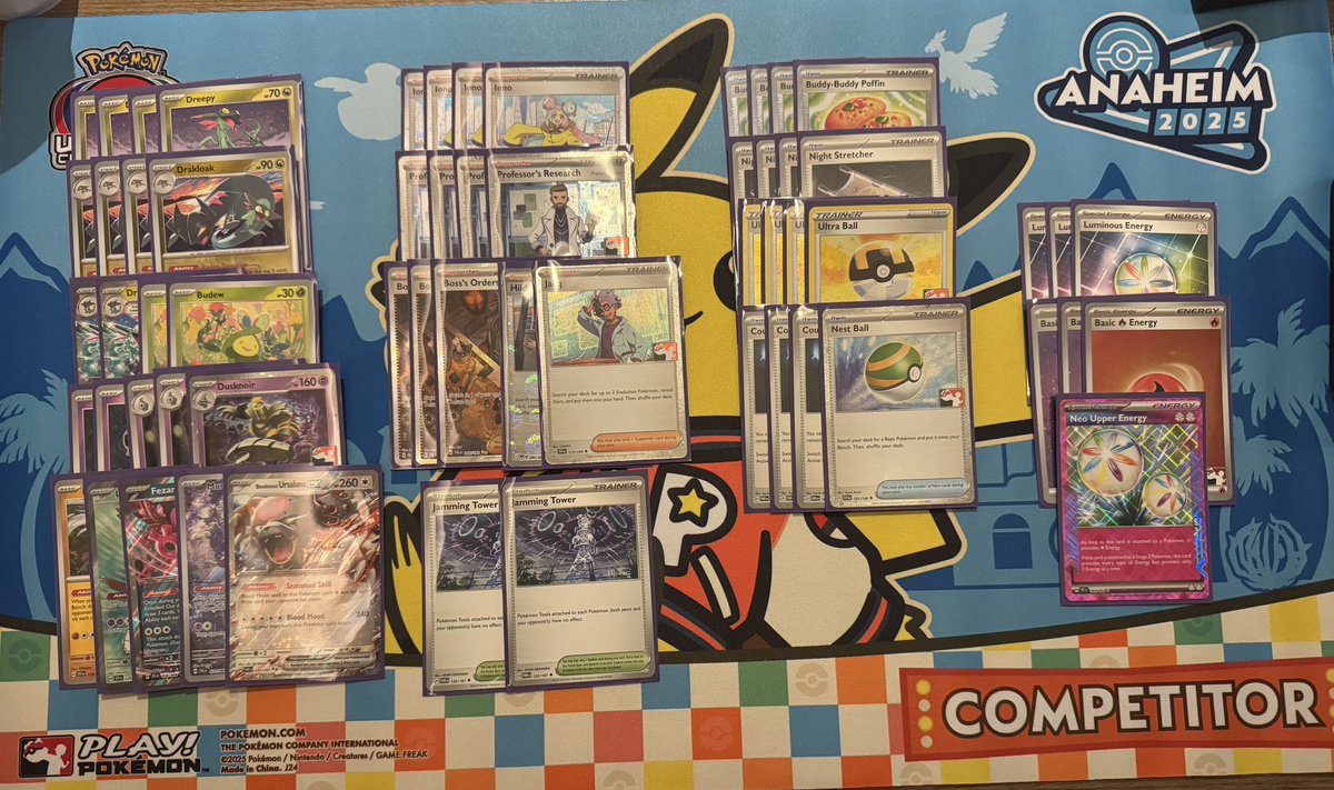 Finally won a cup this season, though I seemed to have magically lost the play mat! Hopefully it's a sign my season is turning around cuz it's been a brutal start so far 🫠 256/♾️