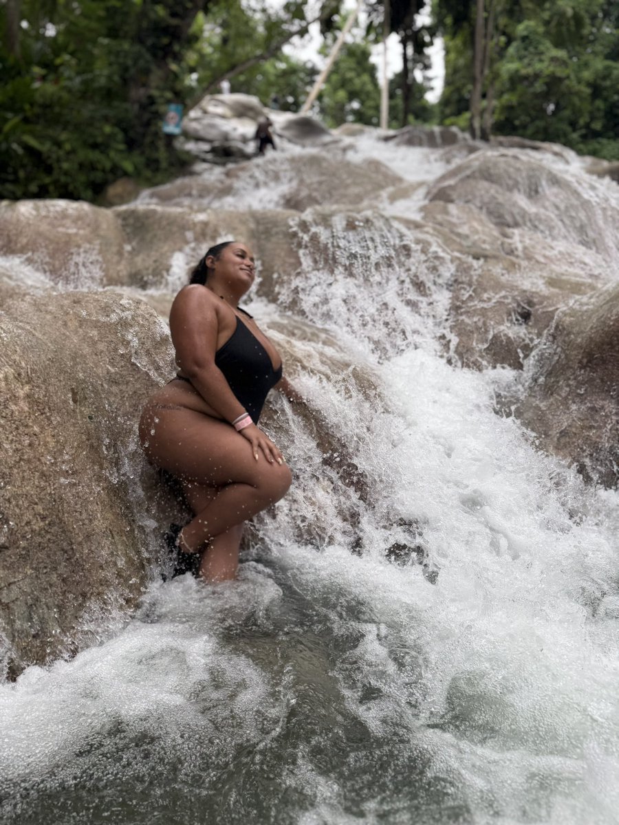 Bad Gyal holiday 🇯🇲✨🫶🏽