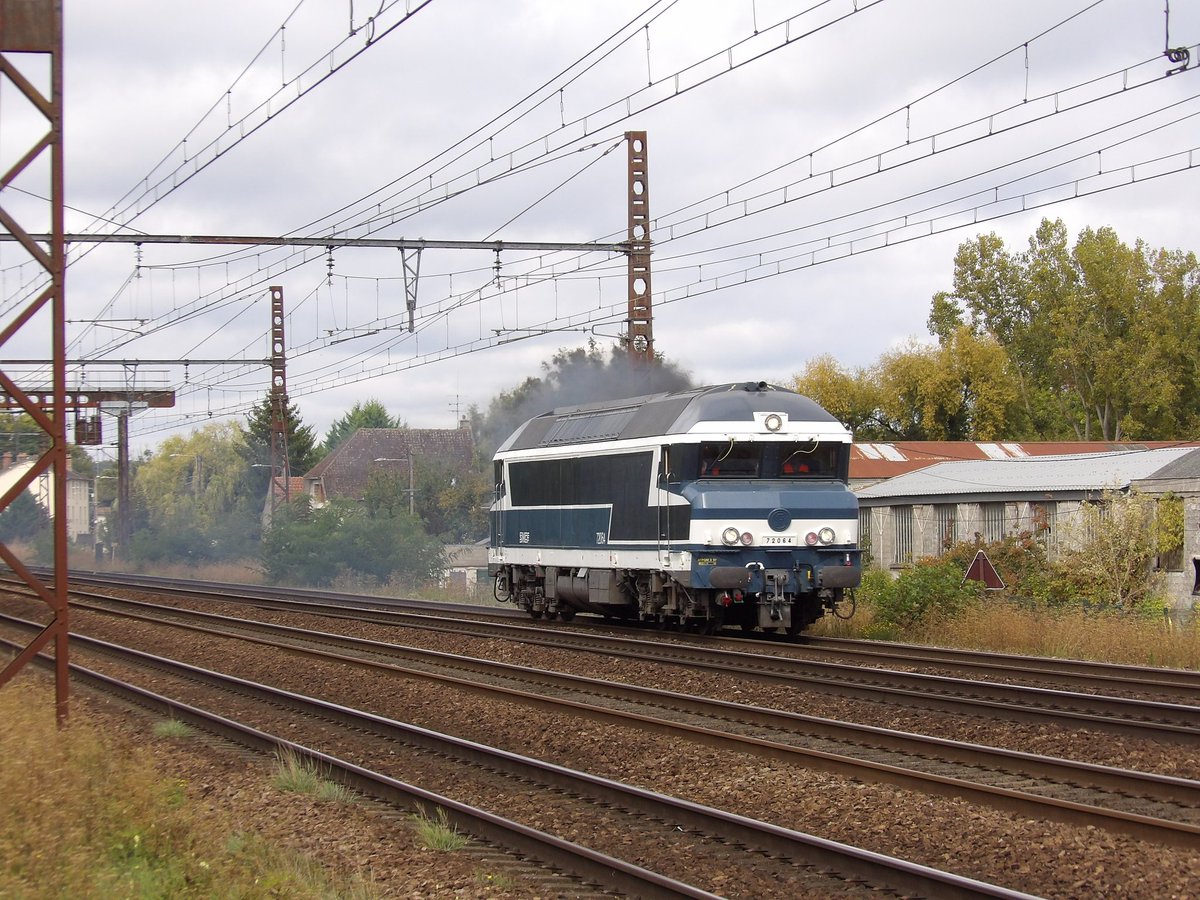 Le Touriste tweet media