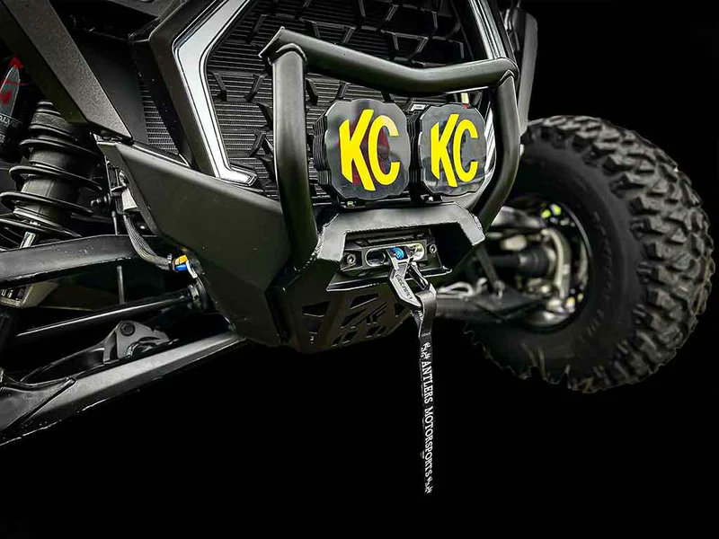ThumperFab's tweet image. 💥 Want your RZR to look like it eats trail hazards for breakfast?
Protects your plastics, radiator, and dignity. Winch-ready. Trail-tested. Drama-free.
#ThumperFab #PolarisRZR #FrontBumperFlex