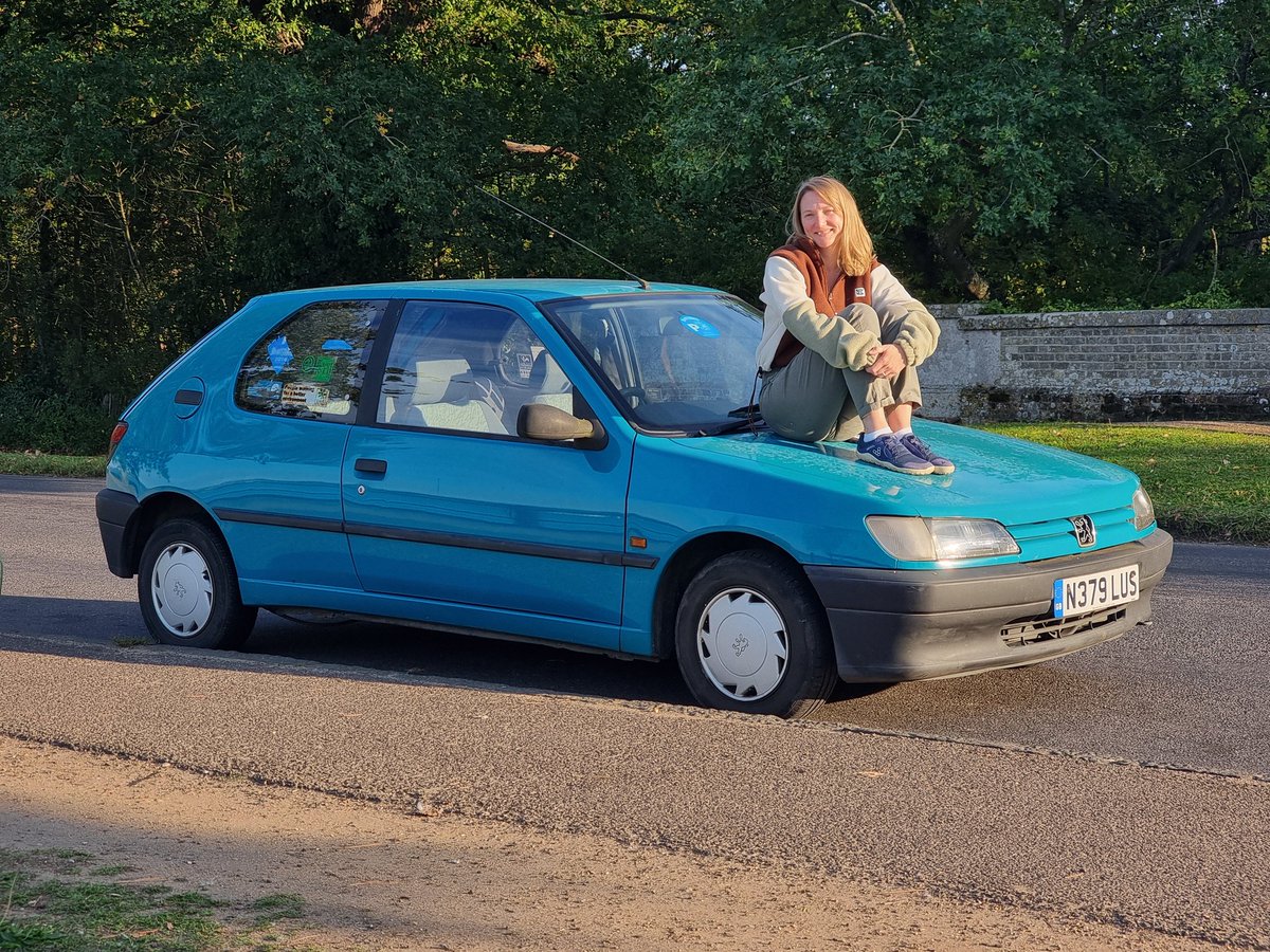 Can barely believe that we're looking for a new home for Donkey; AKA the Peugeot 306 that my wife has owned and loved since she was 18. Failed MOT, needs engine work, but such a pretty car. We'll miss it terribly.
Link to rehoming details:
autoshite.com/topic/23283-th…