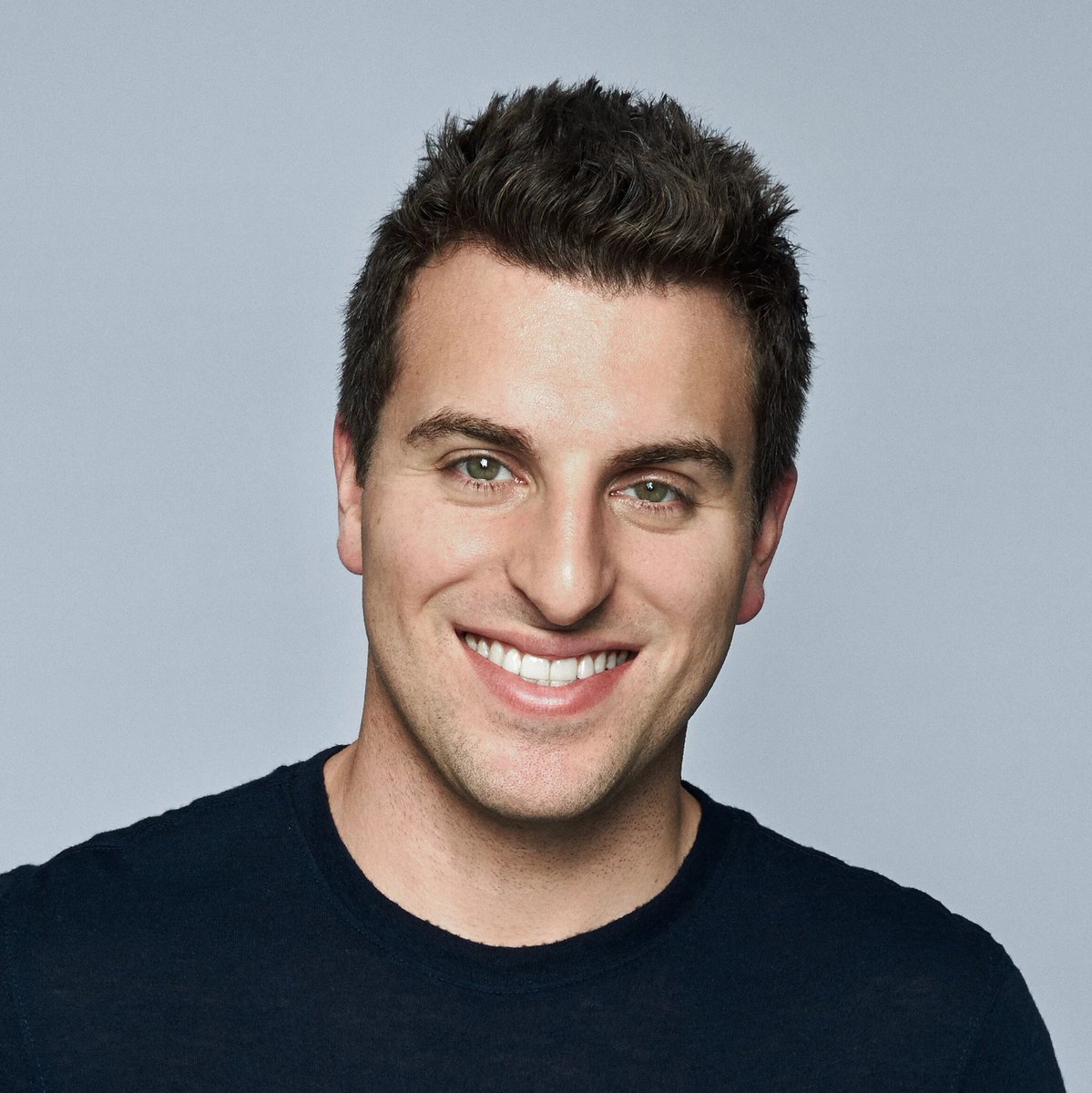 roboteca_tech's tweet image. Existem três tipos de trabalho, segundo Brian Chesky, fundador do Airbnb. Basicamente, você pode trabalhar usando as mãos, a cabeça ou o coração.