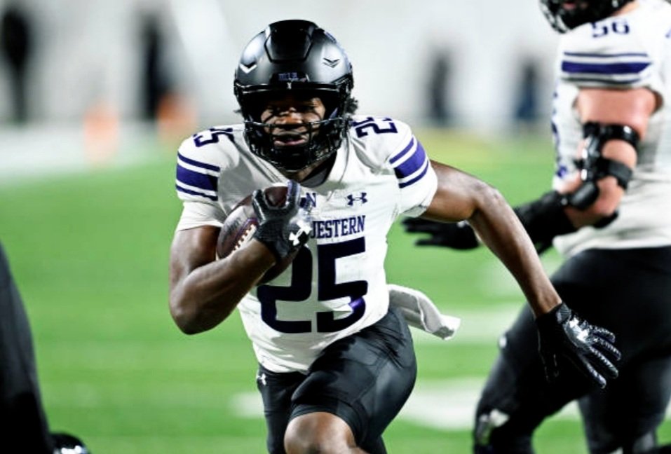 Matthewp07's tweet image. Caleb Komolafe over 67.5 rush yards ✅

BANG! Cash it in the 3rd qtr 💰

He&apos;s getting excellent volume today as expected with no Cam Porter