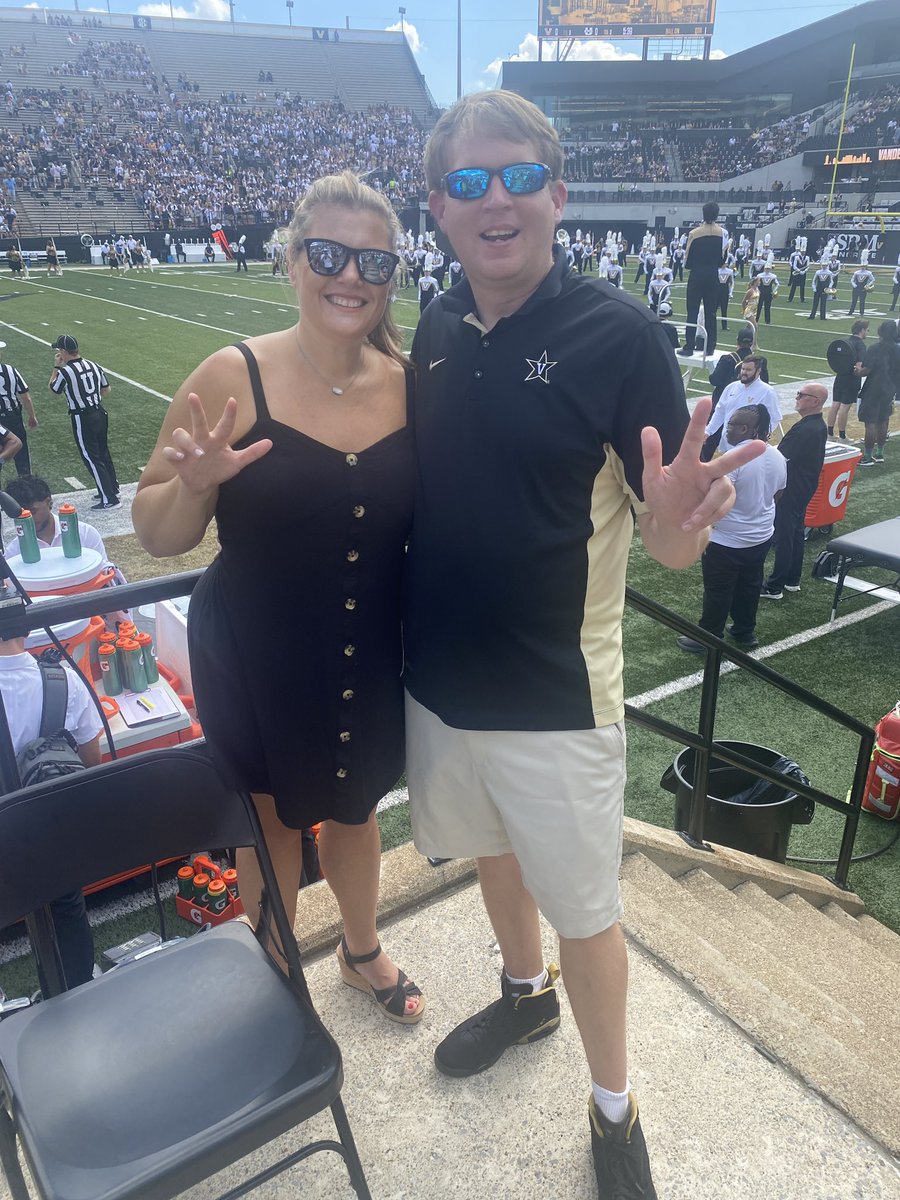 Vandy is 5-0!!! In the words of <a href="/NEE_FEE_ZEE/">Nifae P. Lealao Jr.</a> “Alabama You’re Next!” ⚓️⬇️🏈