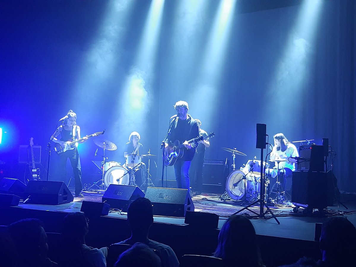 Ze magia <a href="/gorkaurbizubat/">Gorka Urbizu musika</a> . Minak ahaztarazi eta gazia gozotu didazue. Gaur bederen. Mila esker! Bejondeizuela!