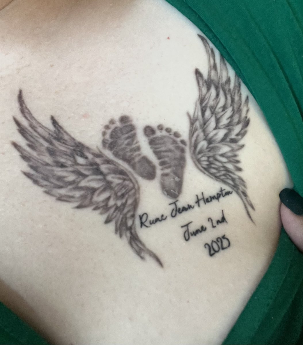 This has been the easiest, best healing tattoo I’ve ever had. It doesn’t itch, isn’t shedding crazy skin,hasn’t hurt since the initial tattooing (really the only spot that hurt was the tip of the wings on my sternum). My granddaughter’s footprints live on me now, over my heart.🩷