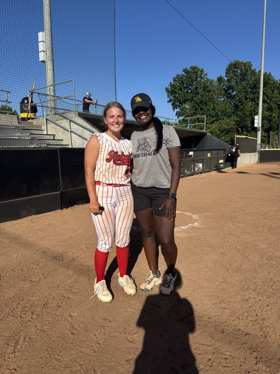 Ava Rosner (@avarosner) on Twitter photo I had a great time scrimmaging my future college. I loved seeing them play as a team and I can't wait to be apart of what they have. #GOGRIFFONS <a href="/Coach_NThompson/">Nicole Thompson</a> <a href="/SteffDickerson/">Coach Steff</a> <a href="/GriffonSoftball/">Griffon Softball</a> <a href="/KCRebels18N/">KC Rebels 18U National</a> <a href="/JohnnyProSource/">John Shafer</a> <a href="/RebelsOlsen/">Chris Olsen</a> <a href="/TEX_RN21/">Bill Latteman</a> <a href="/Coach_MartyBall/">Marty McDonald</a> <a href="/breeederer/">ON Softball</a> I had a great time scrimmaging my future college. I loved seeing them play as a team and I can't wait to be apart of what they have. #GOGRIFFONS <a href="/Coach_NThompson/">Nicole Thompson</a> <a href="/SteffDickerson/">Coach Steff</a> <a href="/GriffonSoftball/">Griffon Softball</a> <a href="/KCRebels18N/">KC Rebels 18U National</a> <a href="/JohnnyProSource/">John Shafer</a> <a href="/RebelsOlsen/">Chris Olsen</a> <a href="/TEX_RN21/">Bill Latteman</a> <a href="/Coach_MartyBall/">Marty McDonald</a> <a href="/breeederer/">ON Softball</a>