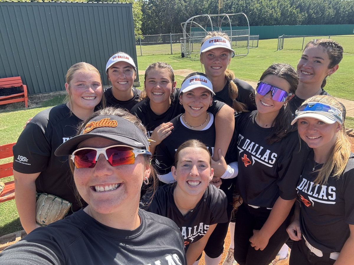 Love my bullpen, they killed it in our first fall game!! The sky is the limit for these girls❤️🫡💪✏️ <a href="/UTDCometSB/">UT Dallas Softball</a>