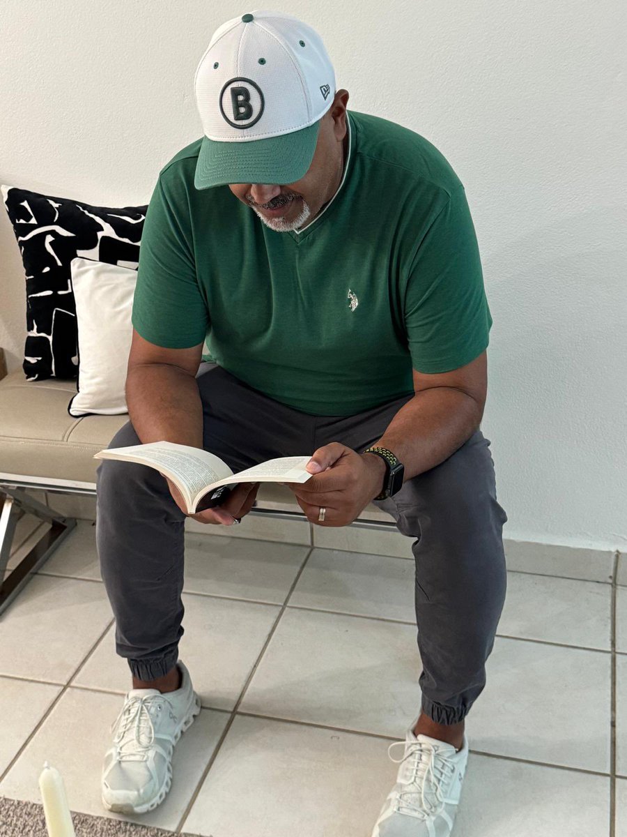 Primera copia en mano!!! En unos días les cuento de q se trata este libro!! #mipriemerapublicacion #milibro