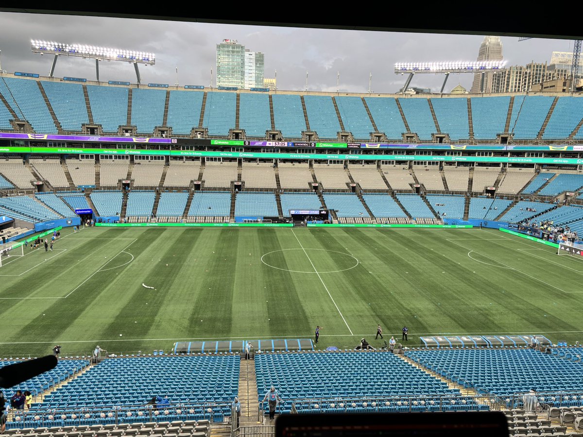 Back at The Fortress for our penultimate home match of the regular season! <a href="/AnnaWitte_/">Anna Witte</a> and I hit the air on <a href="/wfnz/">Sports Radio WFNZ</a> and the <a href="/CharlotteFC/">x - Charlotte FC</a> Radio Network at 7 PM! ⚡️⚡️⚡️