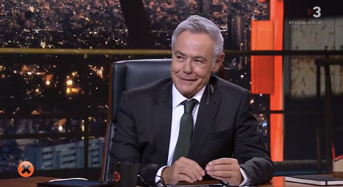 El Jordi ha superat amb nota el primer #Col·lapse3Cat. Català impecable, ritme i el carisma necessari per un dissabte a la nit. 

Ara només falta que faci el programa en directe i s’allargui tot el que vulgui com a Les 1000 i una