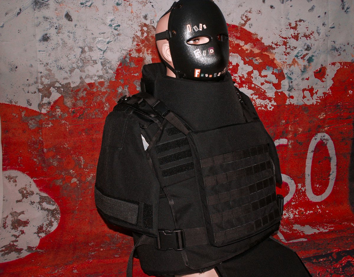 TheKurotadoriCo's tweet image. Visit Kurotadori.com for innovative and artistic Body Armor.

#Tactical #Bodyarmor #Bulletproofvest #Armor #Ballistic #Firearms #Freedom #AR15 #9mm #45acp #44magnum #handcrafted #Highquality #Guns #BallisticMask #Kurotadori