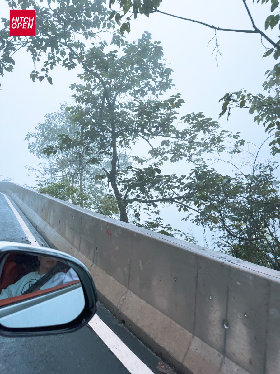 HitchOpen's tweet image. The first teams have begun real-car testing on the legendary 99 Bends track. On that day, thick mountain fog shrouded the course, with extremely low visibility, posing even greater challenges for the AI race cars.
How do algorithms cope with the uncertainties of the natural…