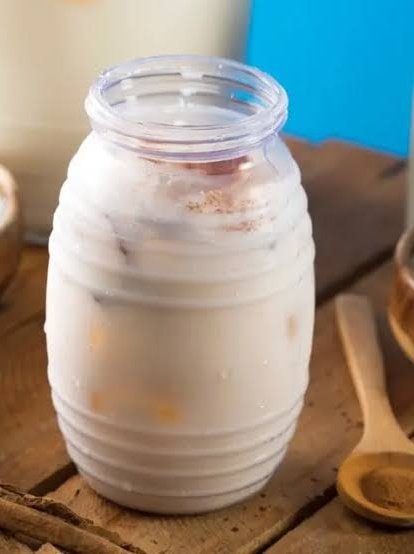ccsaficas_mx's tweet photo. THIS                      Or                       THAT
horchata                                          jamaica 🤢 https://t.co/5MHWQiYKKt