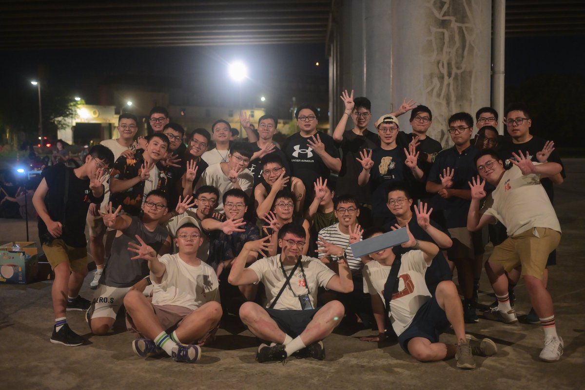 謝謝大家來玩
希望大家都玩得開心
有很多招待不周的地方請大家見諒><
也感謝大家願意參加簡陋版本的縱烤（
愛大家

總而言之
第四屆縱烤成功！
#維持大縱烤

好了我要來去休息了（