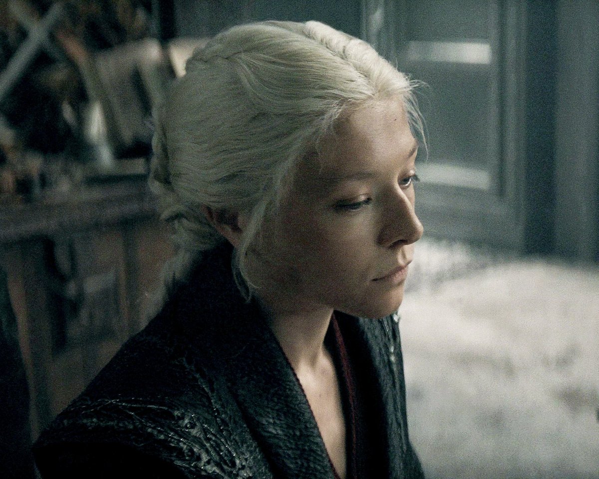 rhaenyrathinker's tweet photo. https://t.co/0I60SUvKWZ