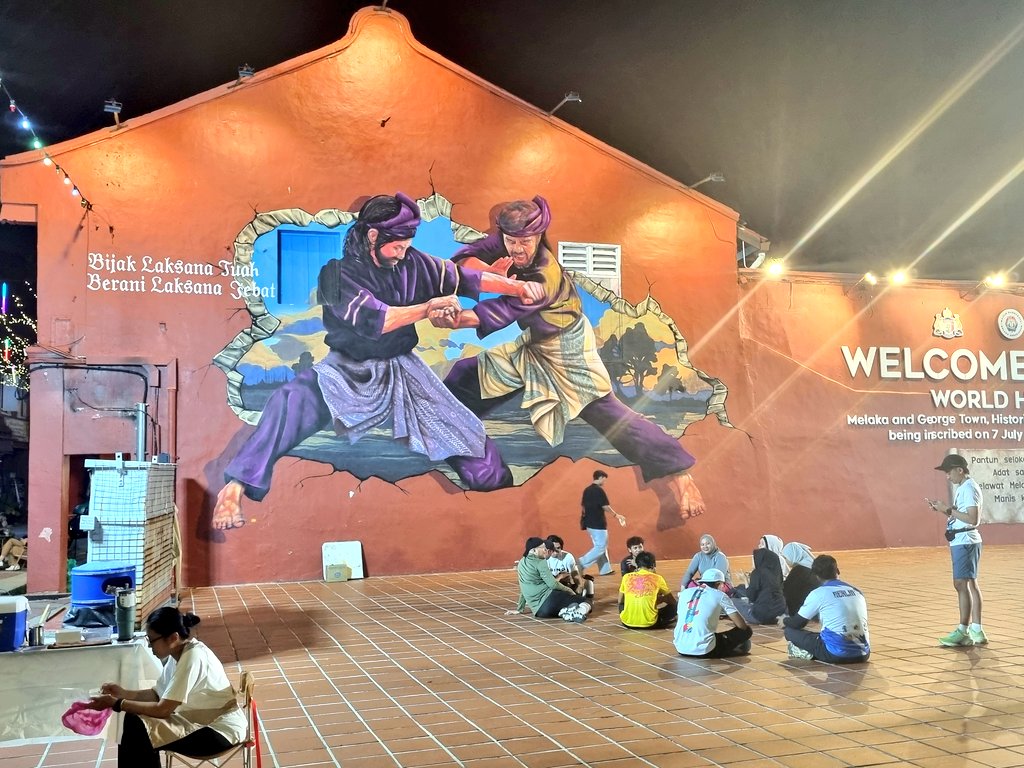 NinetaBarbules1's tweet photo. (1) #Melaka #Malacca by night, t/ most cosmopolitan 🇲🇾city, during the festive mark of #WorldTourismDay2025 #WorldTourismConference #UNTourism &amp; the launch of @VisitMalaysia2026 @TourismMalaysia @ROinMalaysia https://t.co/KYnYmO4Fdv