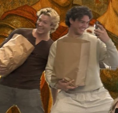 mais uma vez dean e garrett sendo massacrados pelo fandom