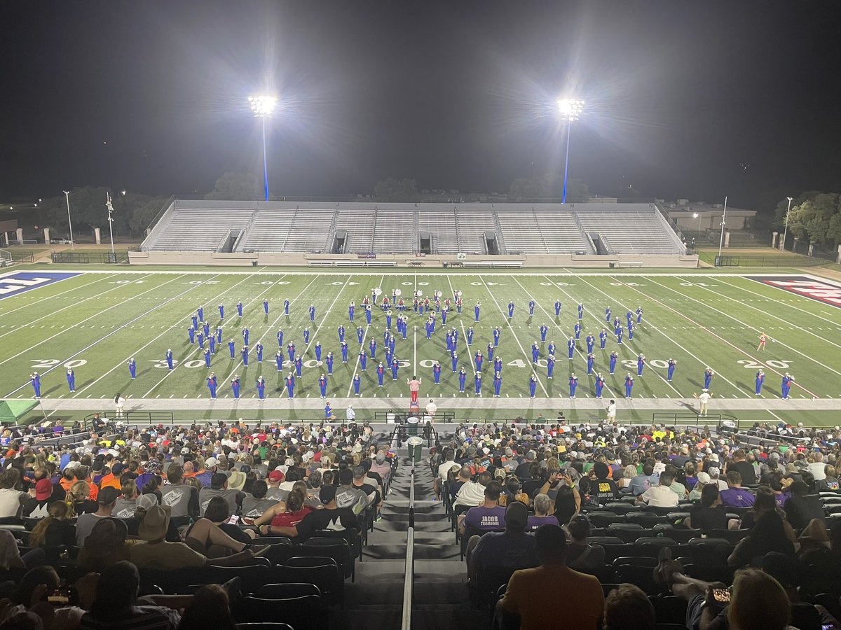 HEB Marching 🎶 tweet media