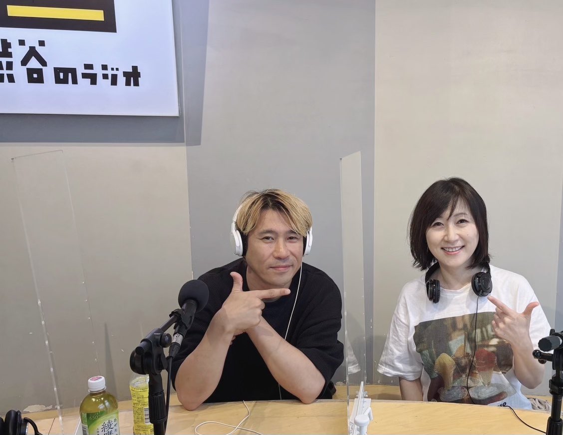 shibuyasukoyaka's tweet image. 9/28 #渋谷健やか部 のゲストは
一瀬正和さん(#ASPARAGUS/#MONOEYES)🥁
5年ぶりの新譜『Running Through the Fire』,ツアー真っ最中のモノアイズは10周年🎵アメリカレコーディング, ツアーの話等…ASPARAGUSも新曲リリースで年末ワンマン🥁釣りと料理,スタジオオリーブの頼れるボス👨🏻
 #渋谷のラジオ