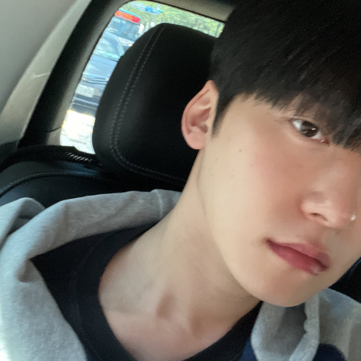 고객님은일단고딩같으세요
