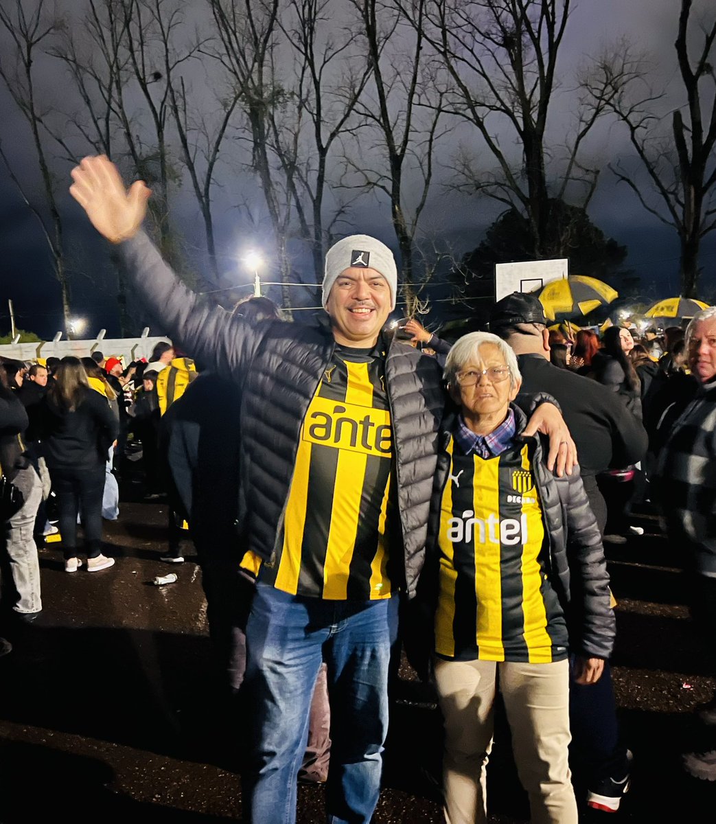 FELICES 134 AÑOS QUERIDO PEÑAROL !!!
<a href="/OficialCAP/">PEÑAROL</a>