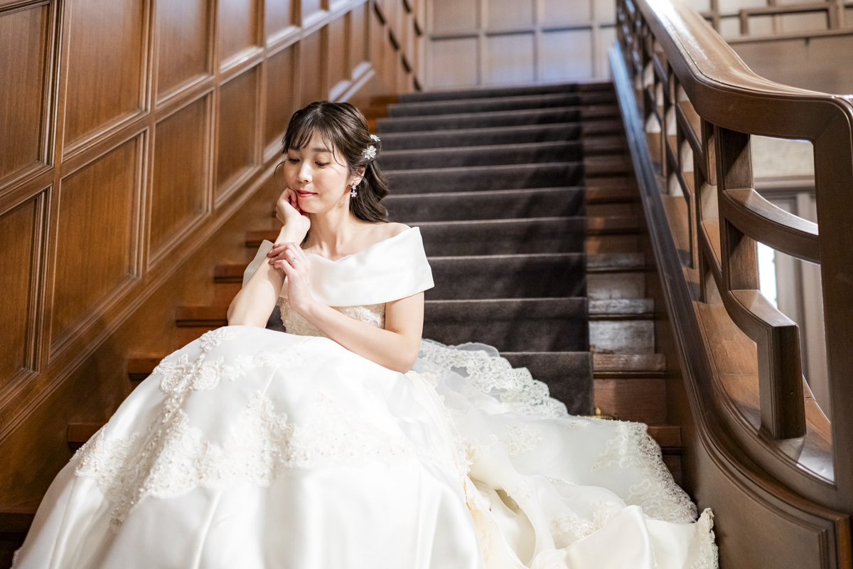 24toWedding's tweet photo. 旧細川公爵邸でのフォトウェディング💌💐

洋館での撮影のご希望が増えてきております！
おふたりのイメージに合う洋館、ぜひ一緒に探しましょう👀🤍

#24towedding #洋館前撮りといえば24towedding https://t.co/AQeAH0D8Lh