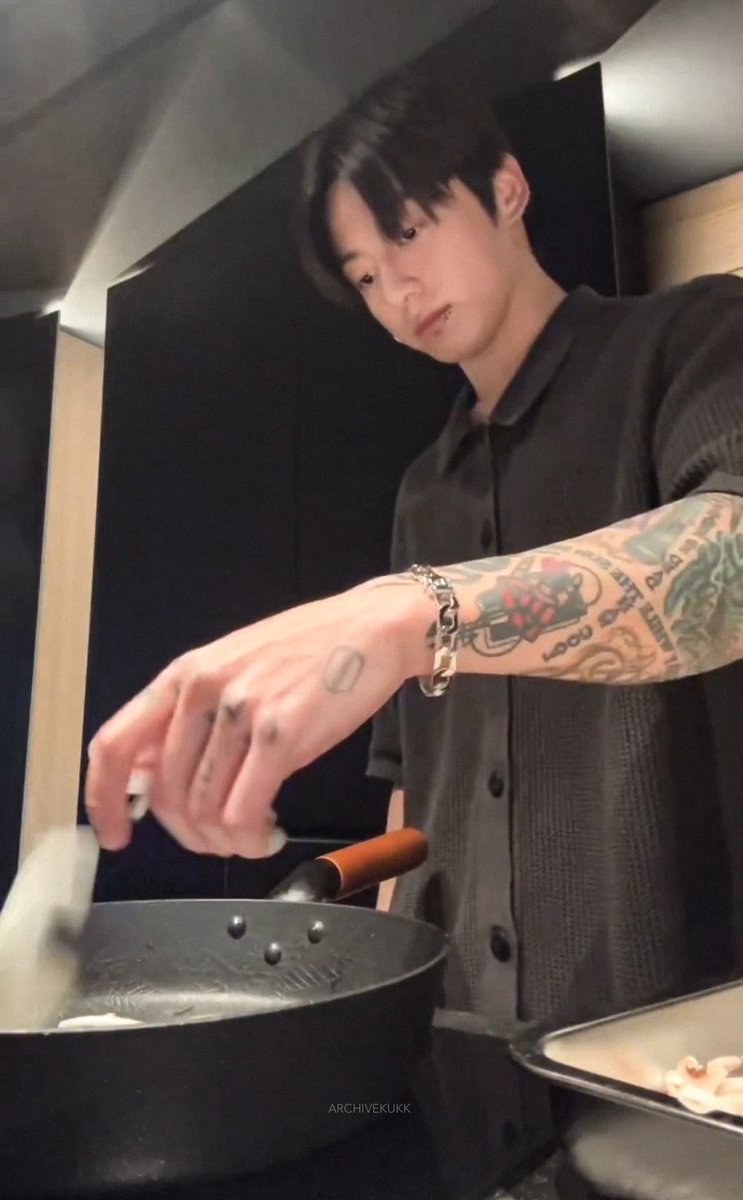 정국 on X: 