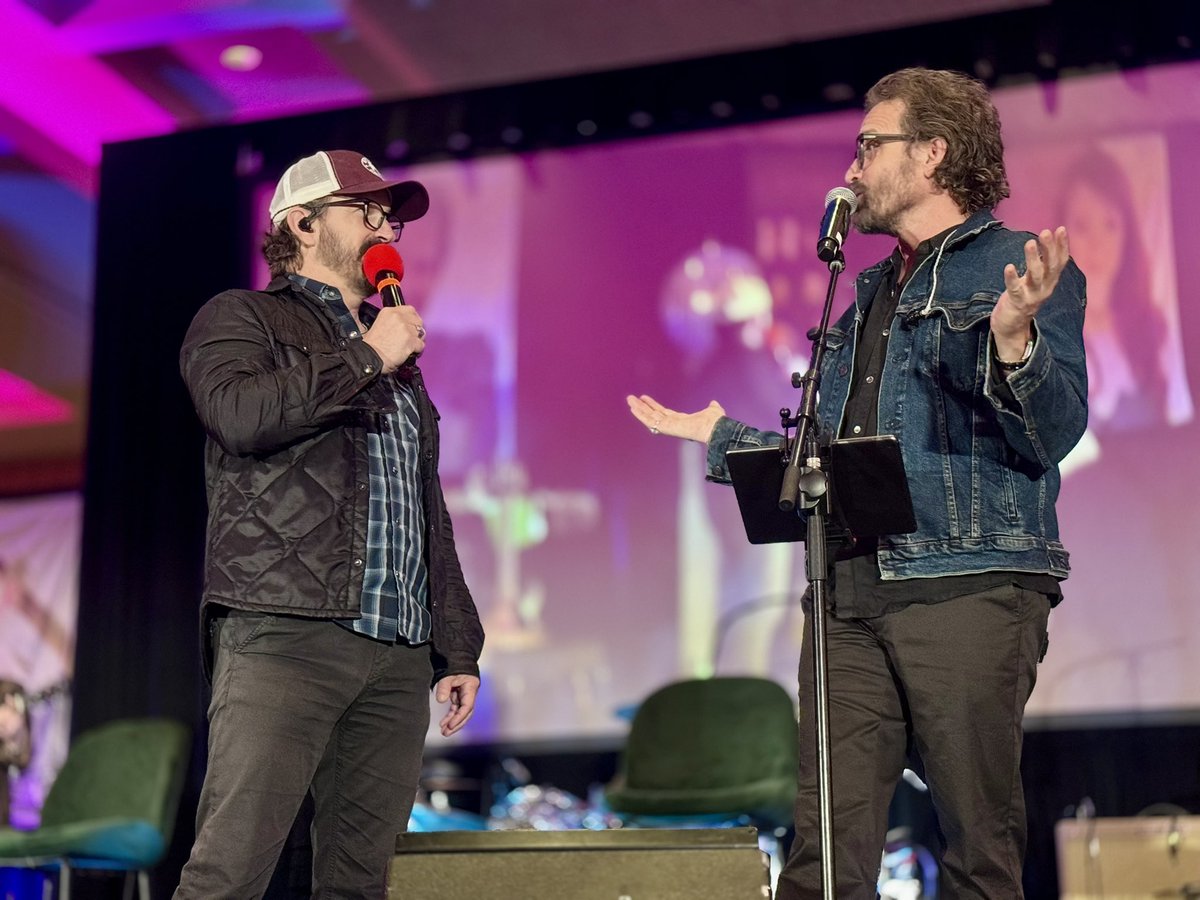 shelly6652's tweet photo. #SPNVan Rob &amp; Rich part 2 of 2 https://t.co/4JRUaEuh6k