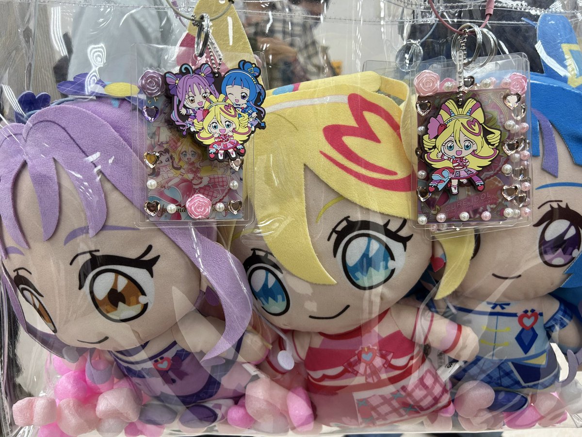 今日はこちらの御三方と #レイフレ33 回らせていただいてます。
見かけたFF様いらっしゃいましたら、
どうぞお気軽にお声掛けください