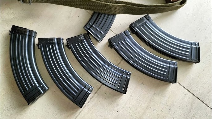 KoolGun3's tweet photo. @trip_to_valkiri Chinese flatback mag, some 40rounds https://t.co/SJYvcak1Xc