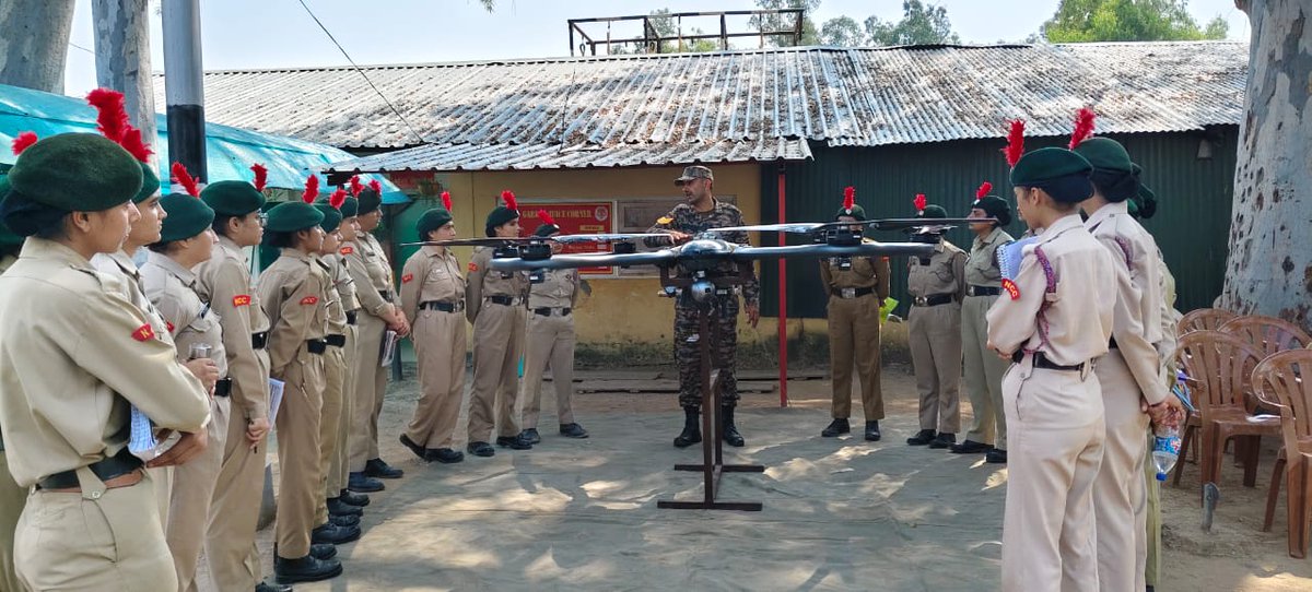 prodefencejammu's tweet image. Day 4 at Army Attachment Camp is INSANE! 🚁💥 Cadets tackled battle obstacle courses, tank rides, BMP rides &amp;amp; drone flying sessions! 🪖🚒 High-tech training &amp;amp; firefighting drills took their skills to the next level! 🔥💪 #ArmyAttachmentCamp #FutureWarriors #MilitaryTraining