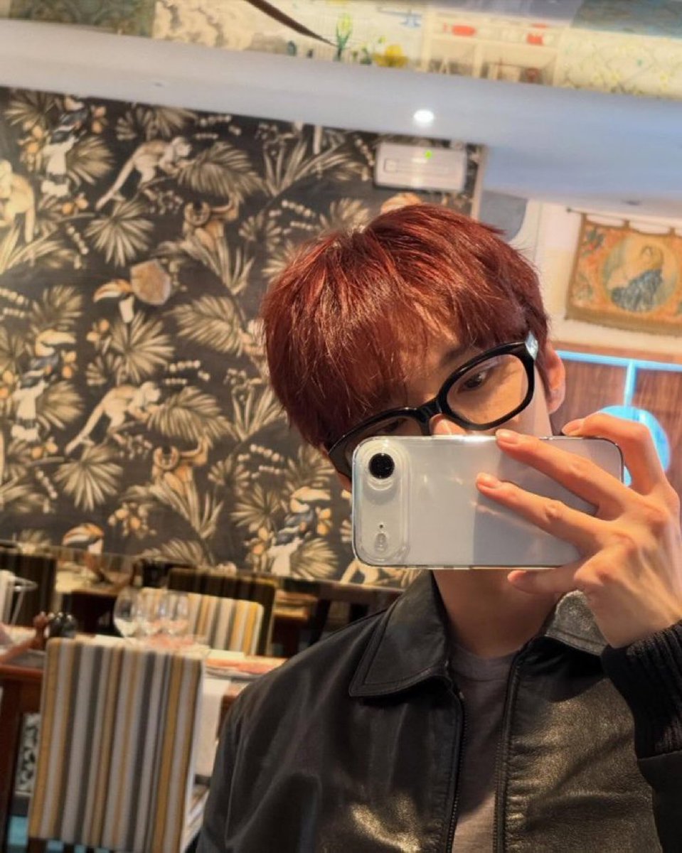 mahotsvkai's tweet photo. how’s everyone’s weekend been so far. https://t.co/Jr2BrzYN8G