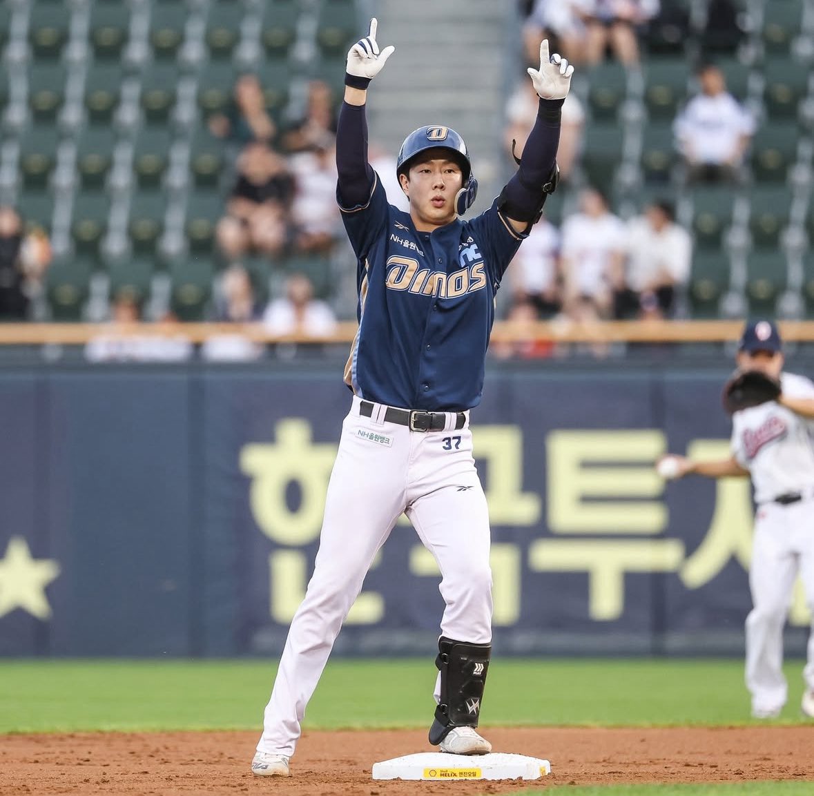 TheKnightCapper's tweet image. ⚾️FREE KBO BOMB PLAY⚾️

FIRST 200 GRAB IT ✅

1️⃣ Like❤️ + RT♻️

2️⃣ Comment “ KBO KING ”

3️⃣ Follow @TheKnightCapper ✍🏼

Play drops in your DMs📲, if locked will post here. Keep notifications on. 

Let’s keep cashing 🚀