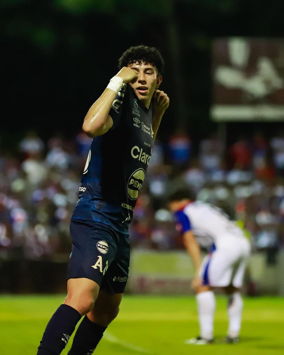 Ángel Alvarado (Fútbol 11 SV) tweet media