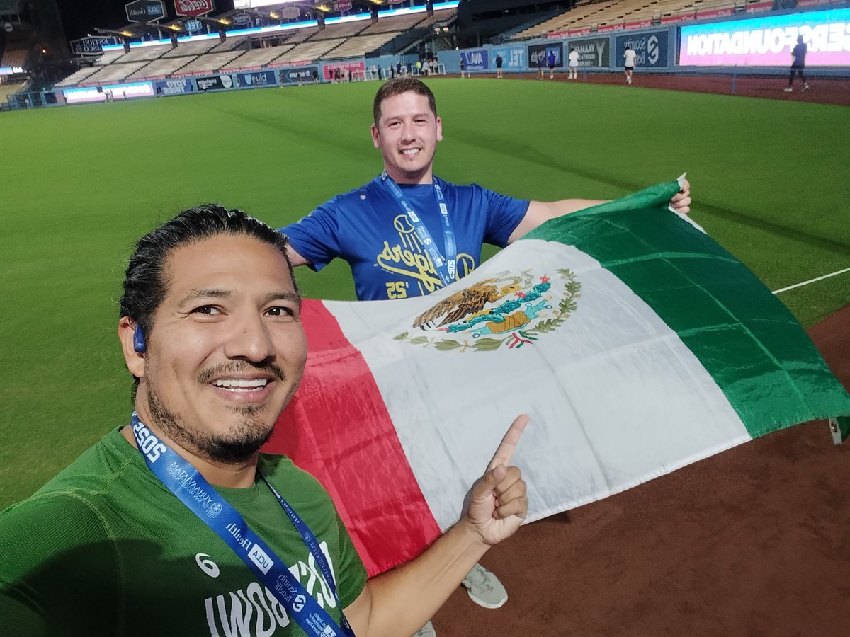 slopmaster00's tweet photo. Another great event thank you @DodgersFdn & S/o all the participants & volunteers #LADFRun #ItsTakeOffTime https://t.co/x7dMUgDLub