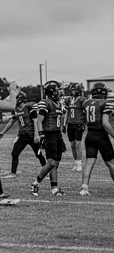 eli_bread2's tweet photo. Great win over Lexington on Friday!! 63-8 Here’s some of my highlights. 

5 REC 
71yds 

https://t.co/6FJaYT9qkH

@CoachCameronGre @LittleAxe_FB @CoachDeeWR @JordanDavisUNT @Coach_Curlee @OkHsFB https://t.co/P3JigubiDn